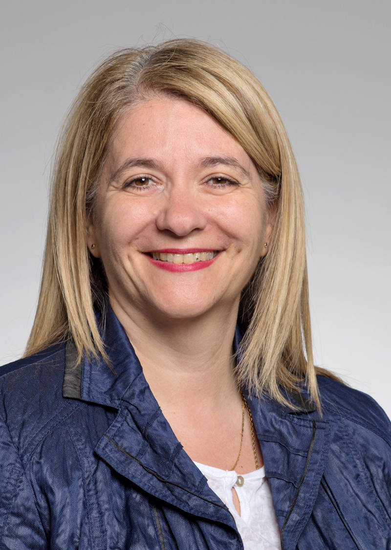 Agata Iannone-De-Blasi Senior Client Advisor