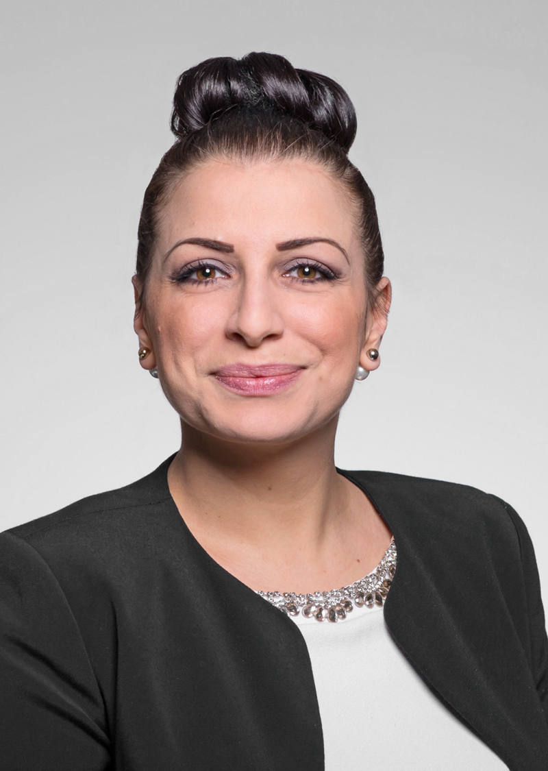 Mélissa Lani Hadzimahovic Kundenberaterin