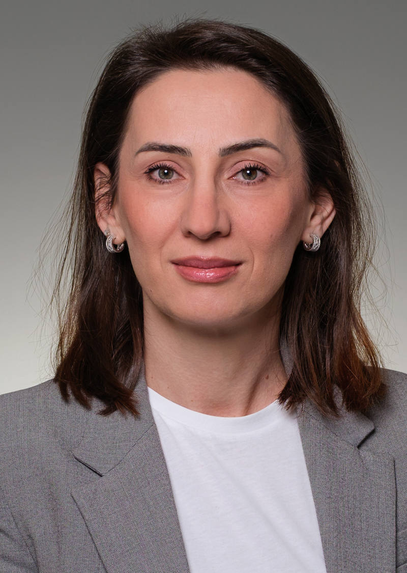 Nepe Balaj Conseillère à la clientèle