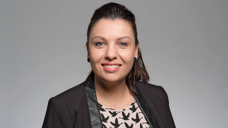 Tanja Driga Mitrovic Coll. du service-clientèle