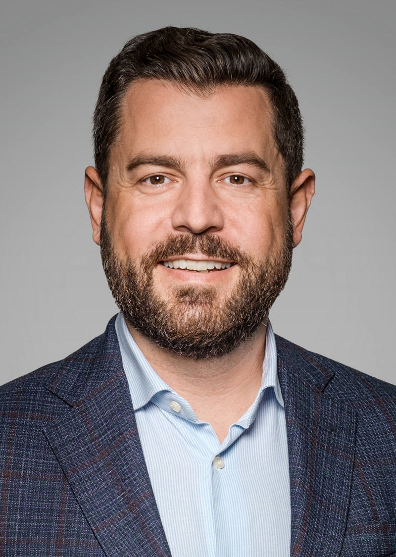 Tom Vondrak Conseiller à la clientèle