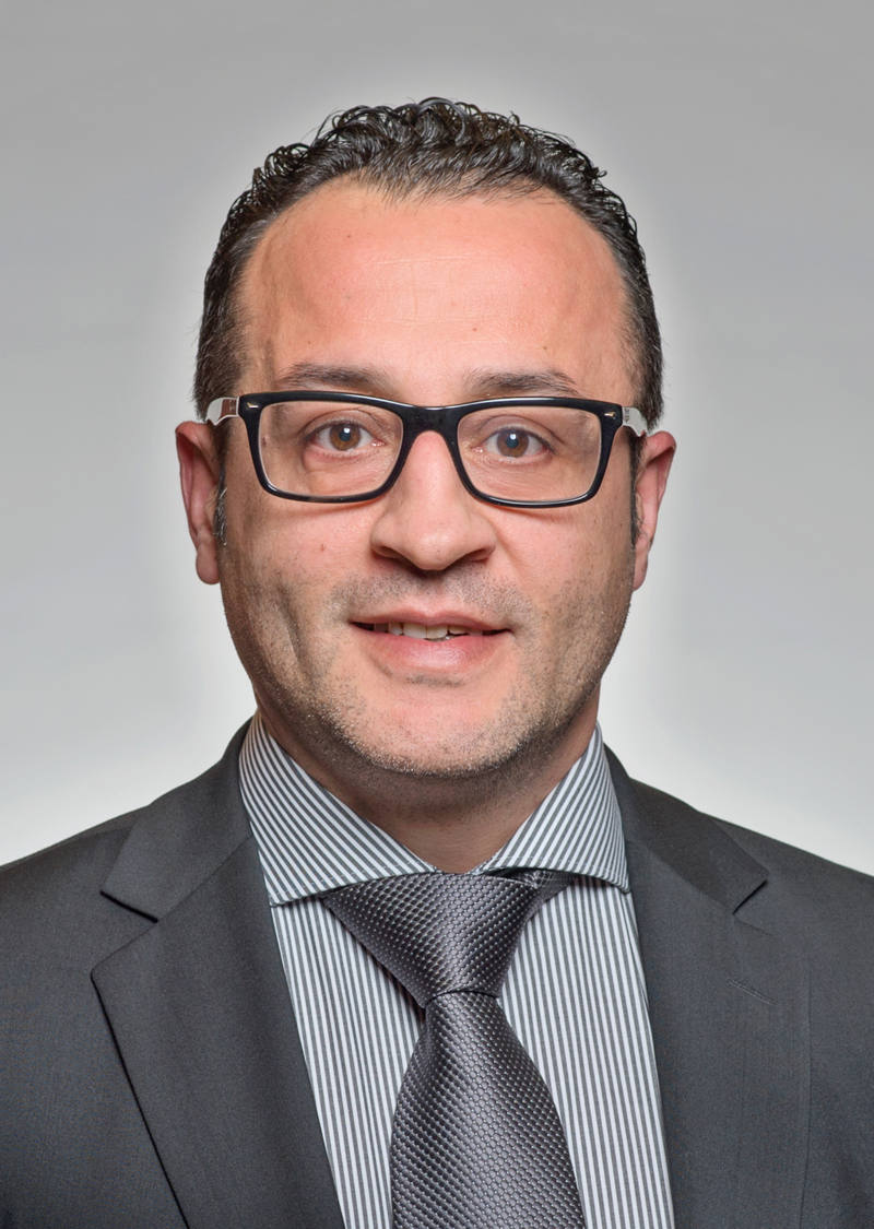 Dursun Polat Conseiller à la clientèle