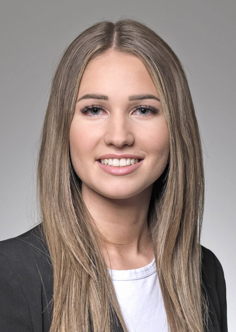 Martina Lastro Client Advisor