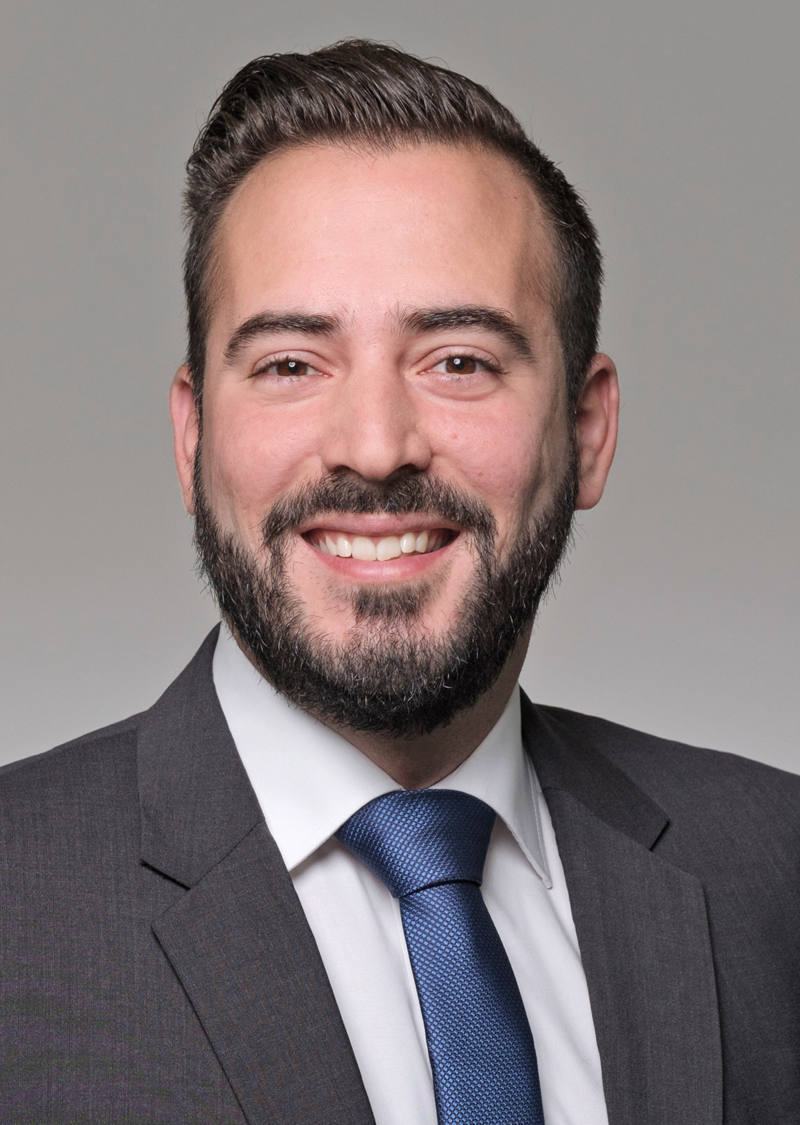Juan-Felipe Camacho Conseiller à la clientèle senior