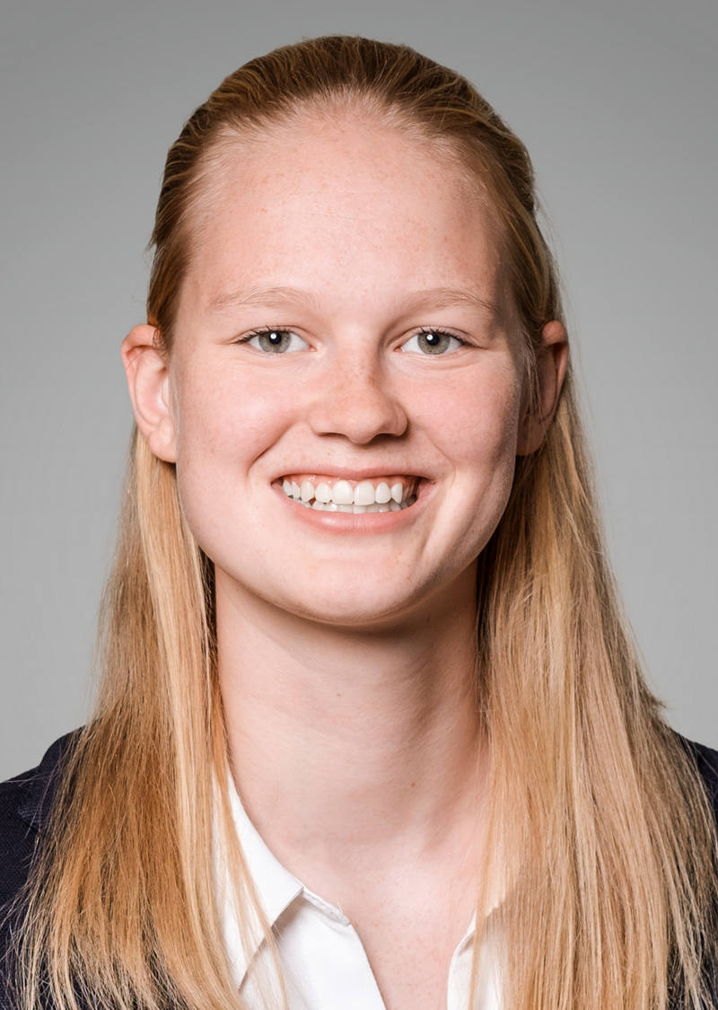 Stefanie Oehen Coll. du service-clientèle