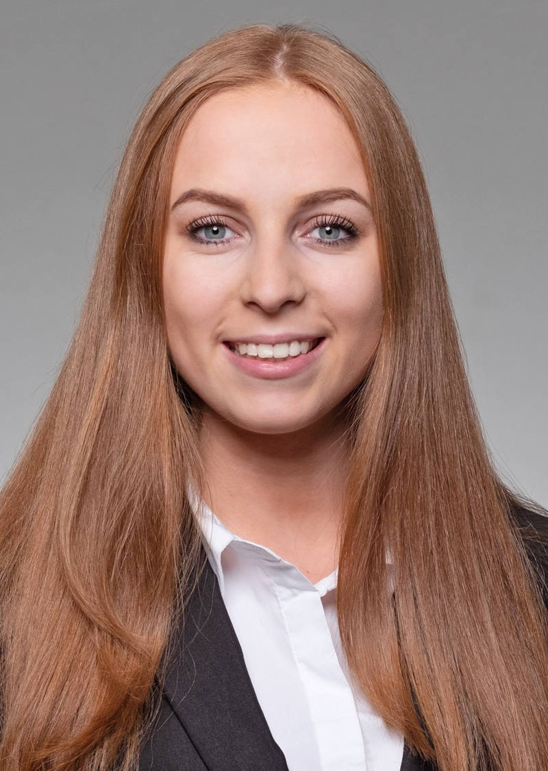 Monika Veljancic Coll. du service-clientèle