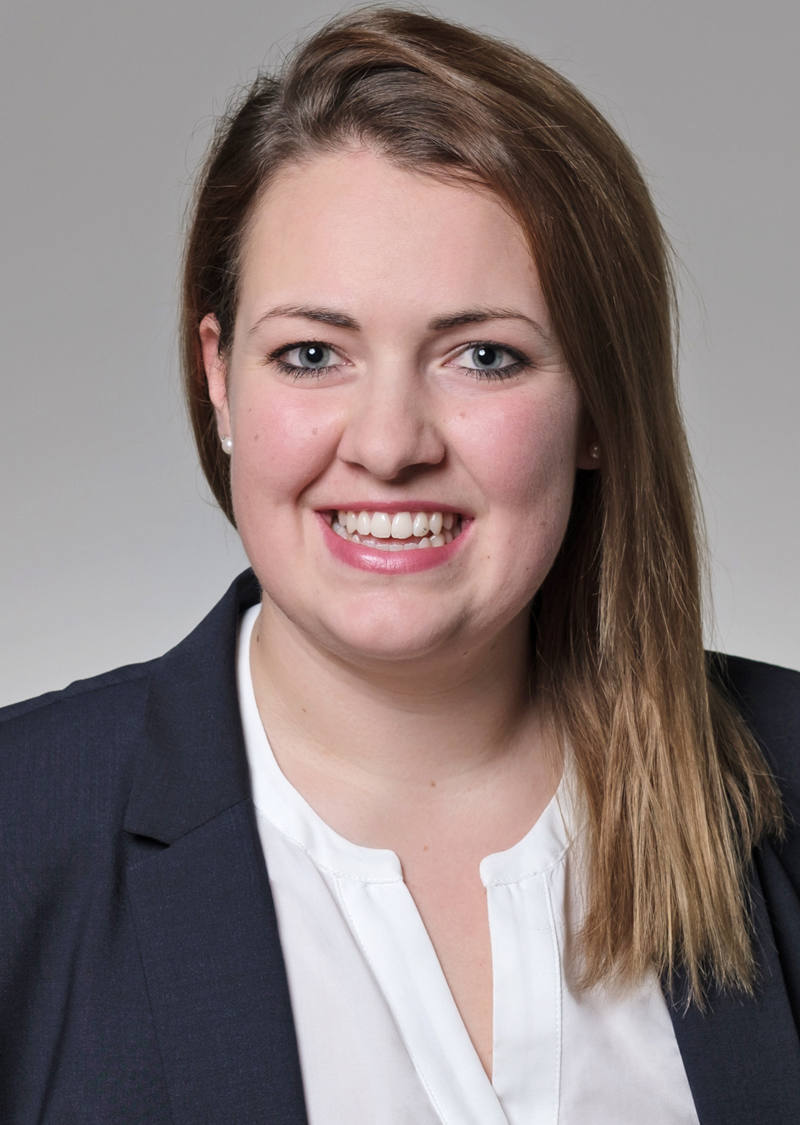 Karin Schmid Kundenberaterin