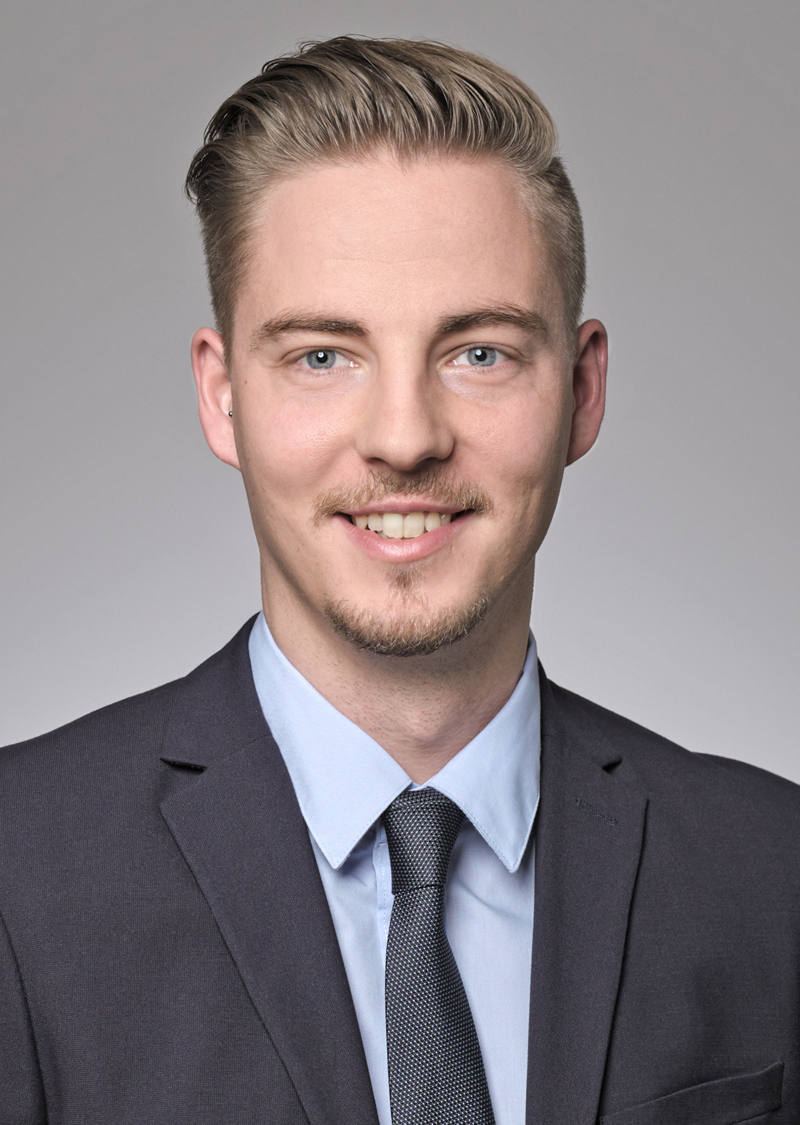 Marcel Senz Client Advisor