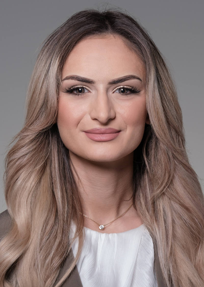 Vjollca Ademi Conseillère à la clientèle