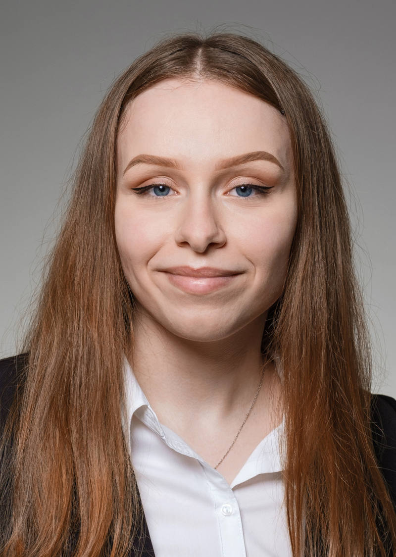 Dijana Avdullahi Mitarbeiterin Kundenservice