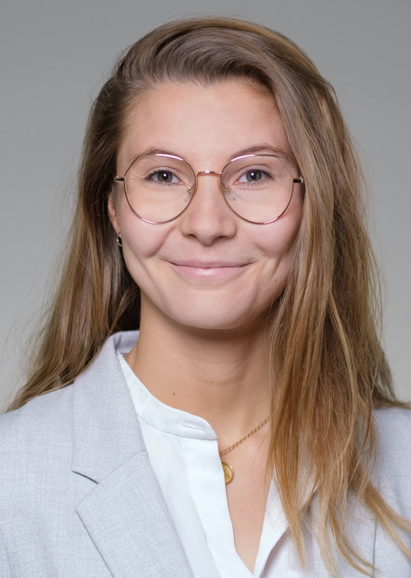 Kathia Gay-des-Combes Mitarbeiterin Kundenservice