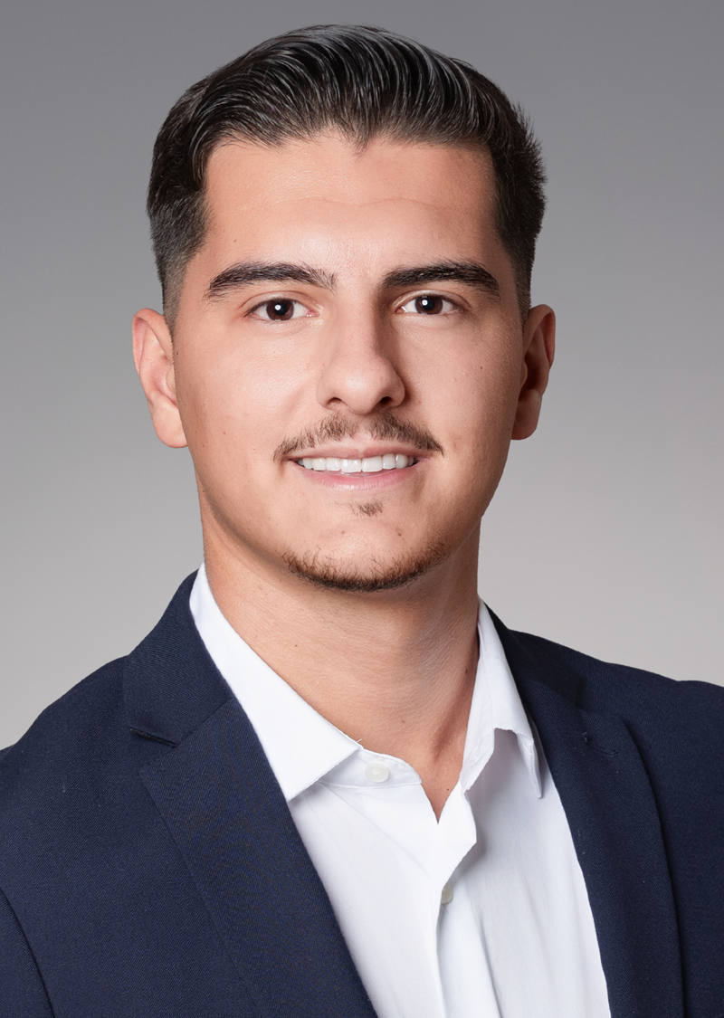 Nimet Ajeti Kundenberater