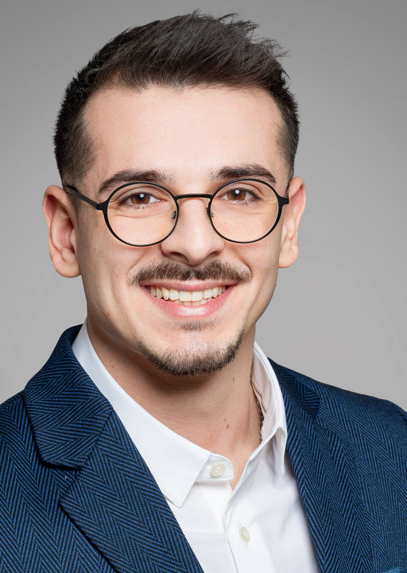 Arbnor Salihaj Client Advisor