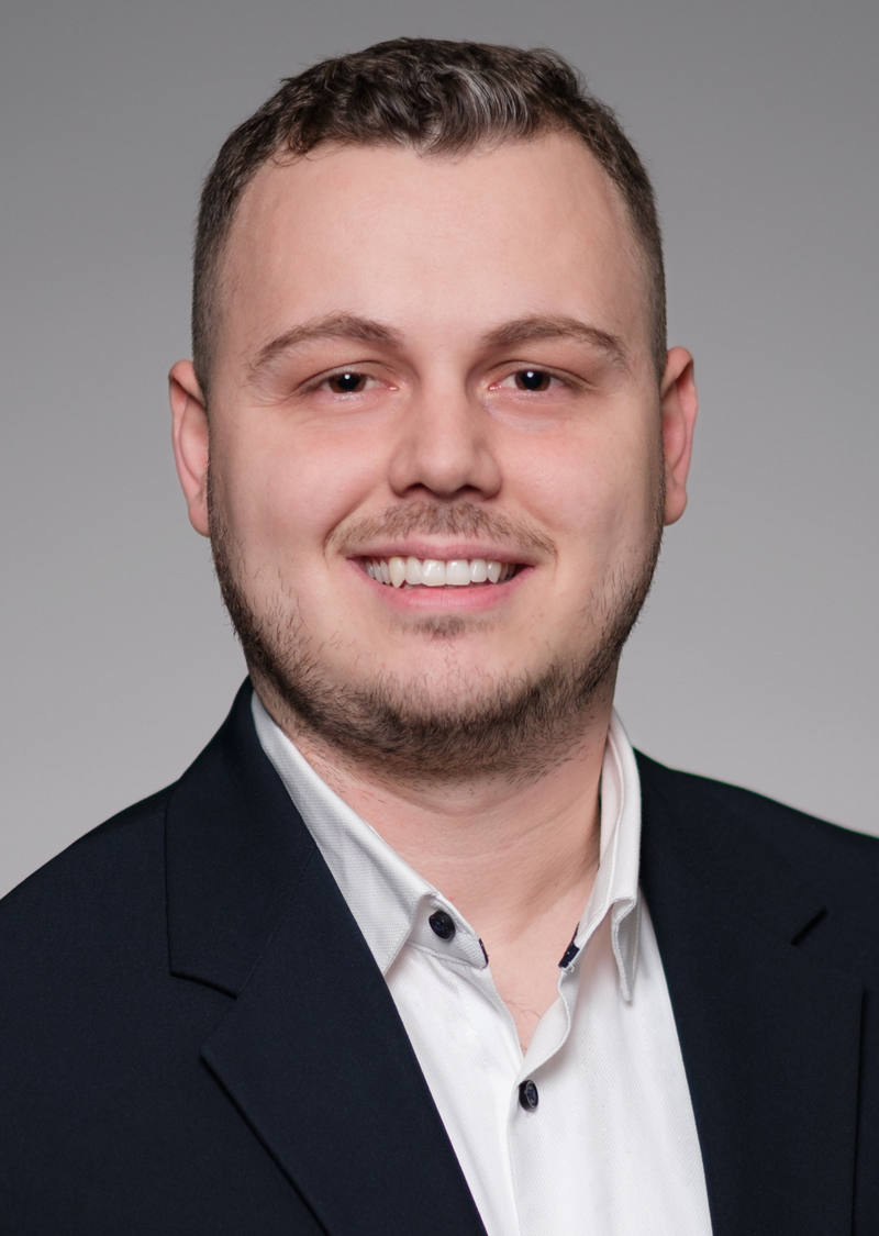 Rinor Hashani Conseiller à la clientèle