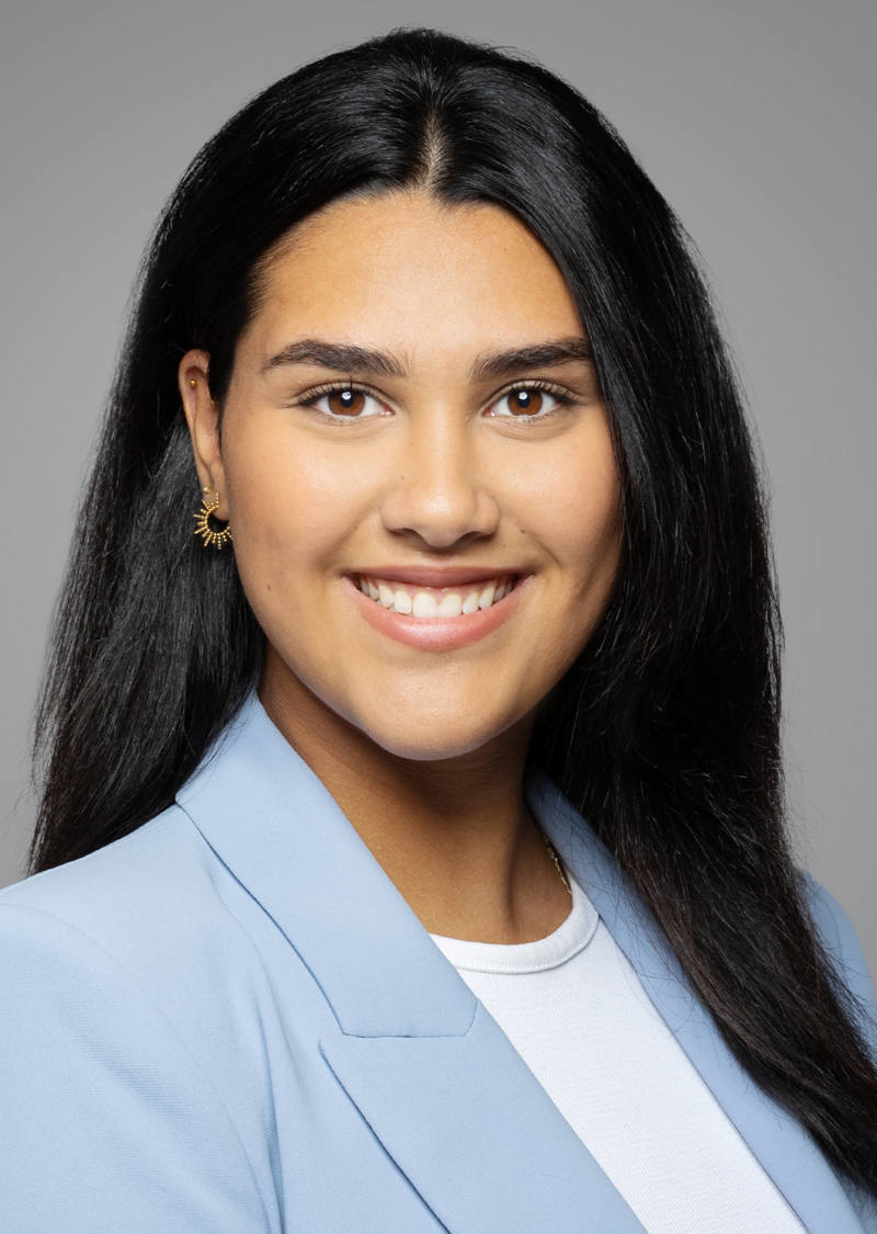 Vaniya Ganjizadeh Client Service Officer