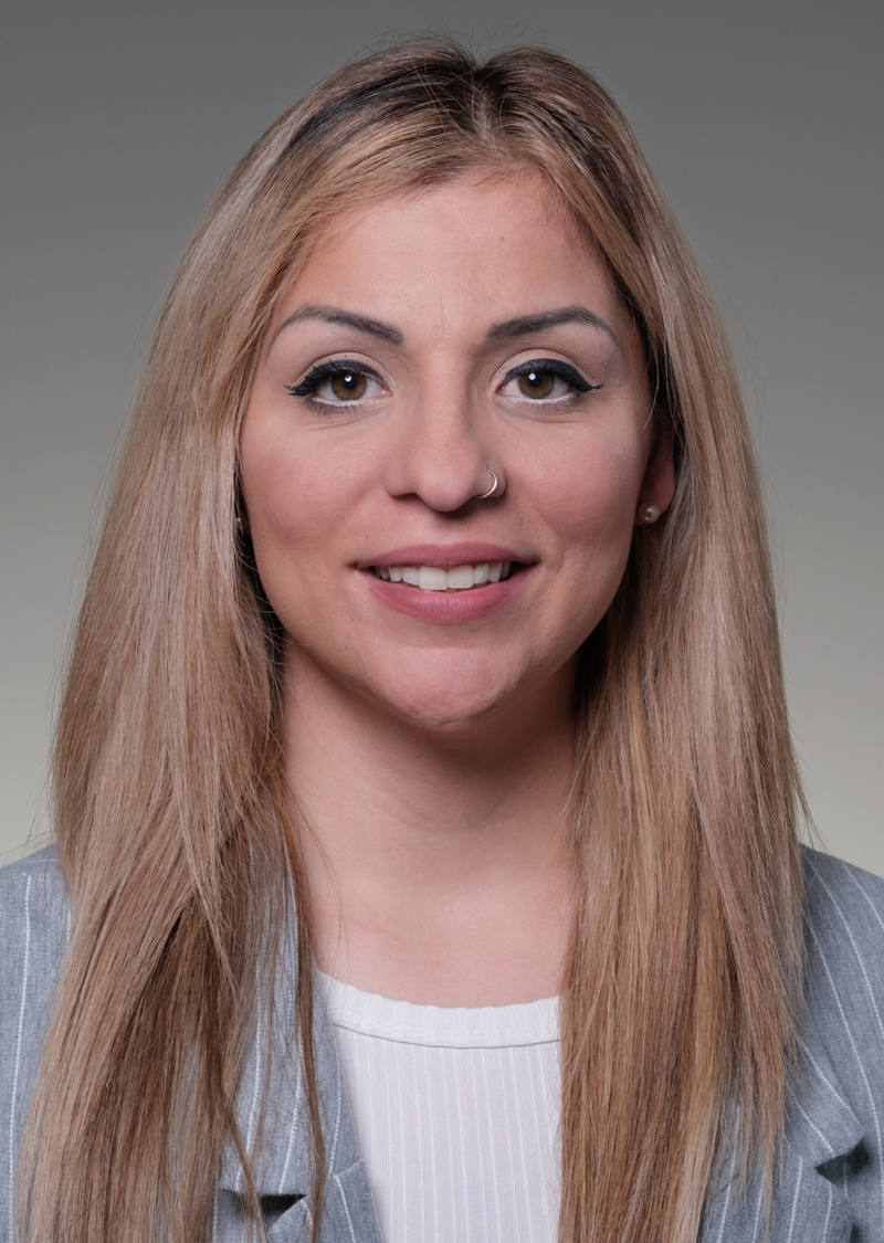 Esra Cocelli Kundenberaterin