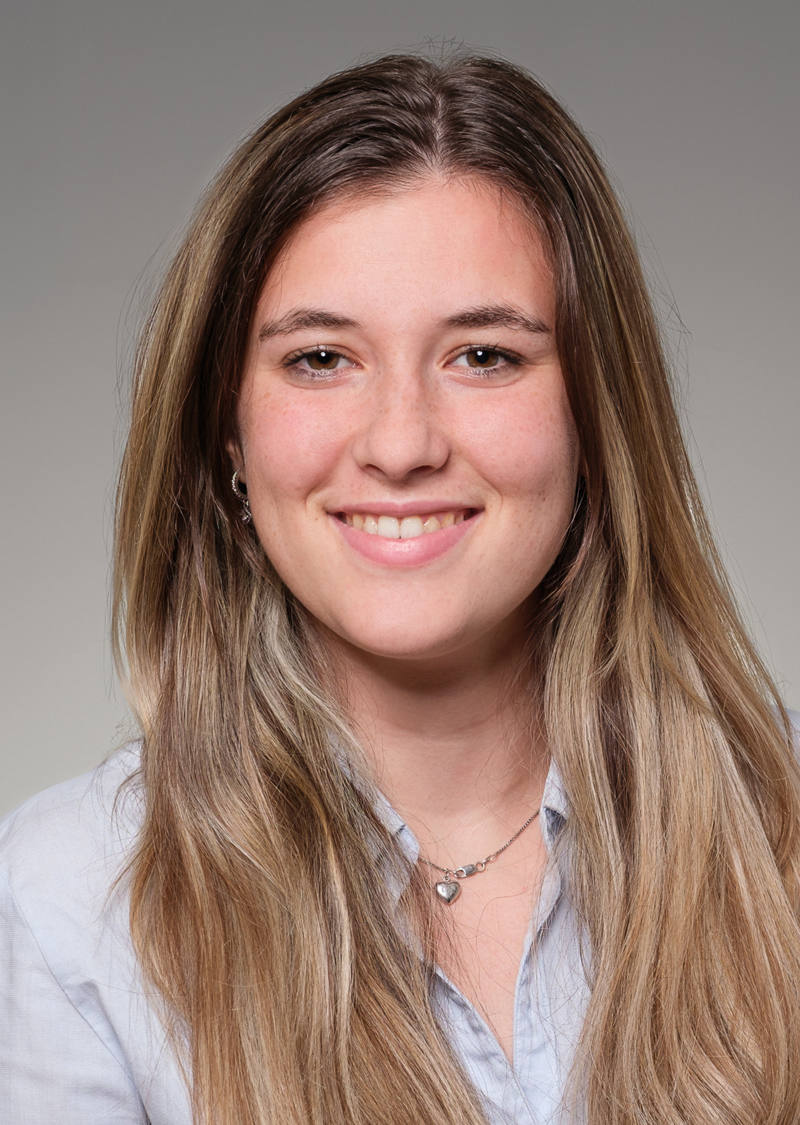 Maya Testolini Coll. du service-clientèle
