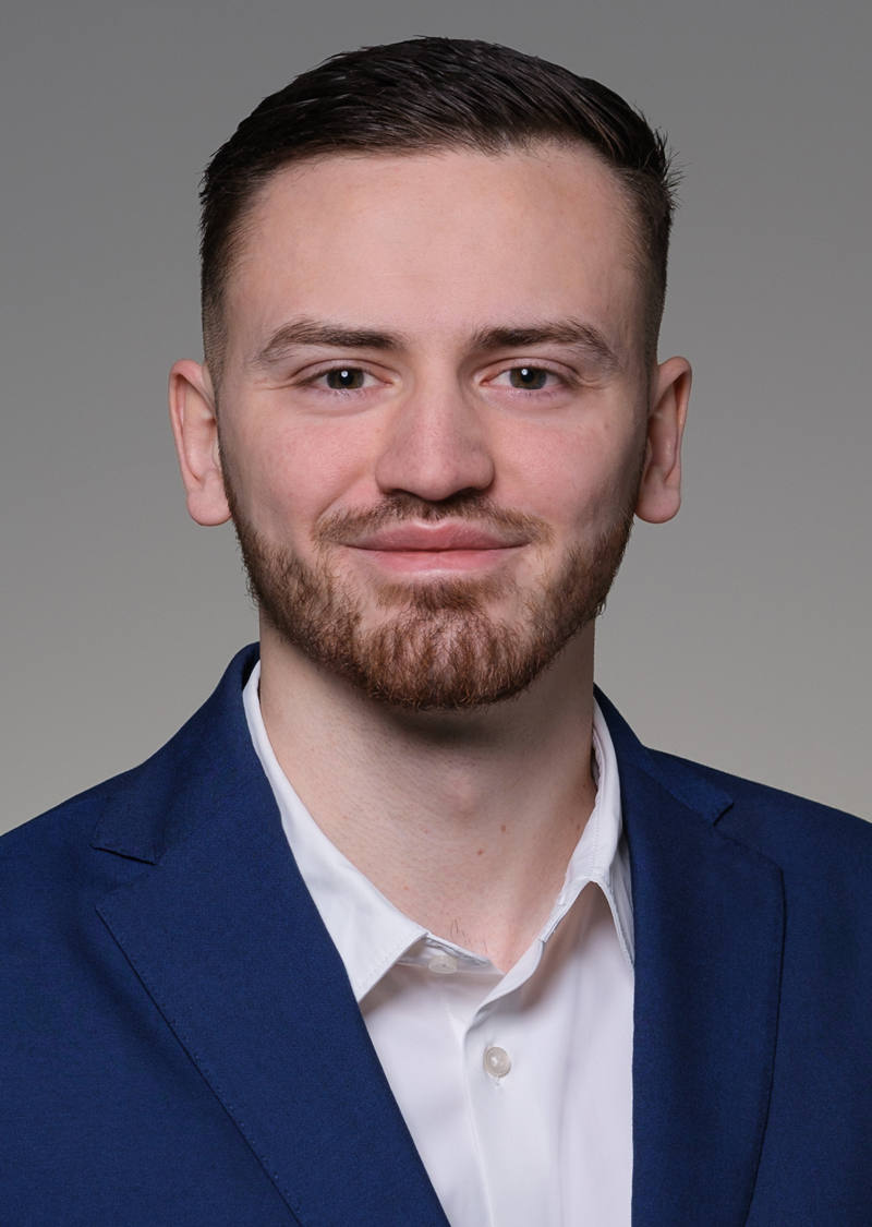 Avdo Osmanovic Conseiller à la clientèle