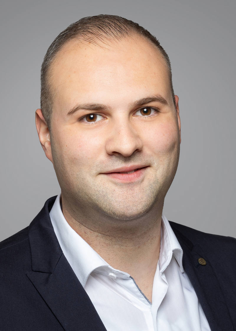 Daniel Lukic Client Advisor