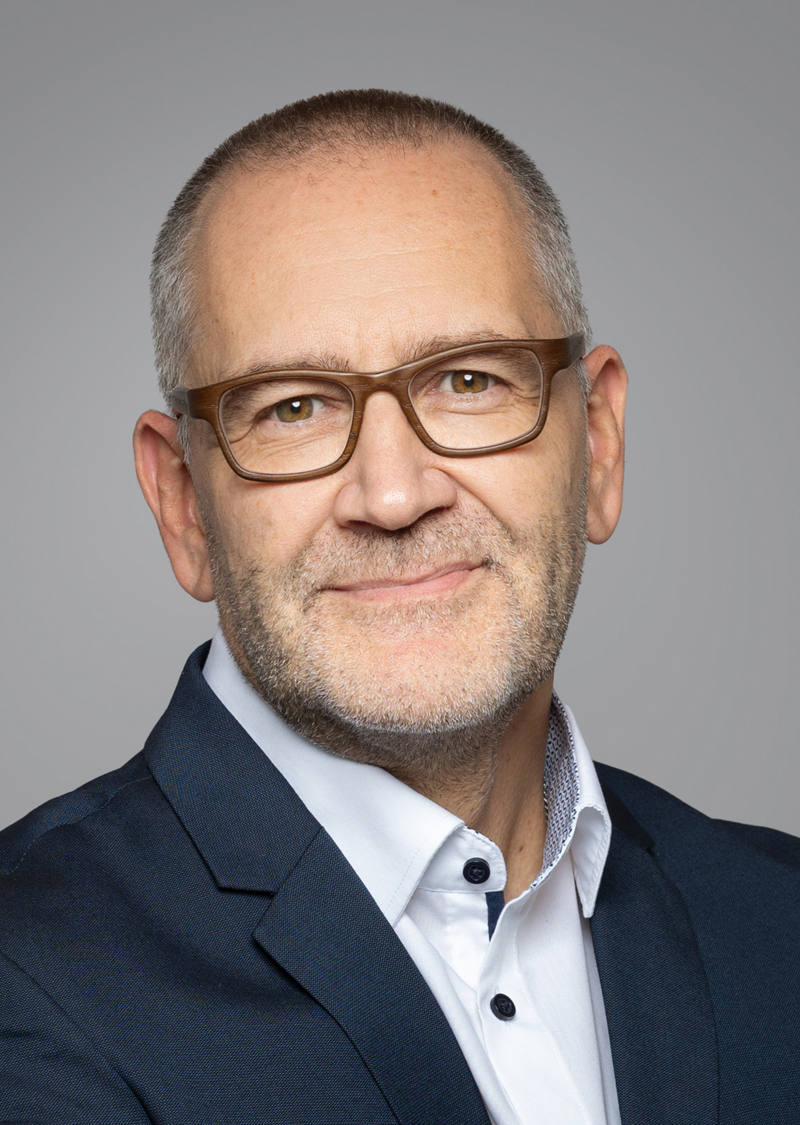 Daniel Kuhn Client Advisor