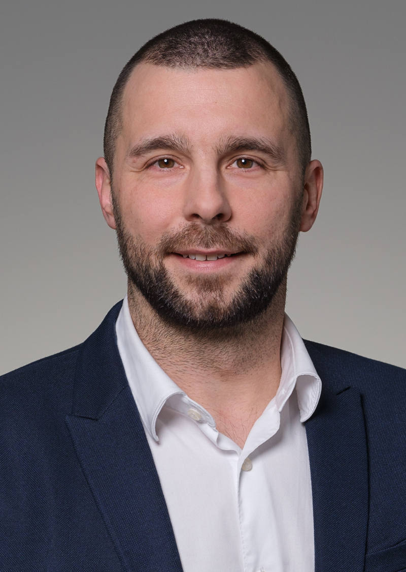 Igor Djuric Conseiller à la clientèle