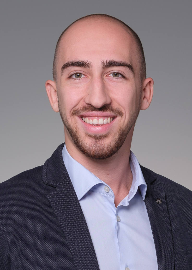 Aleksej Barberic Consulente della clientela 
