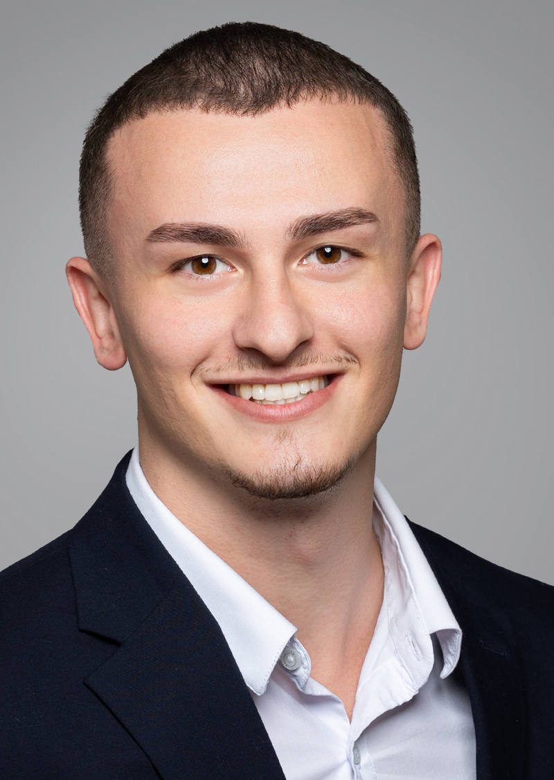 Qendrim Isufi Consulente della clientela 