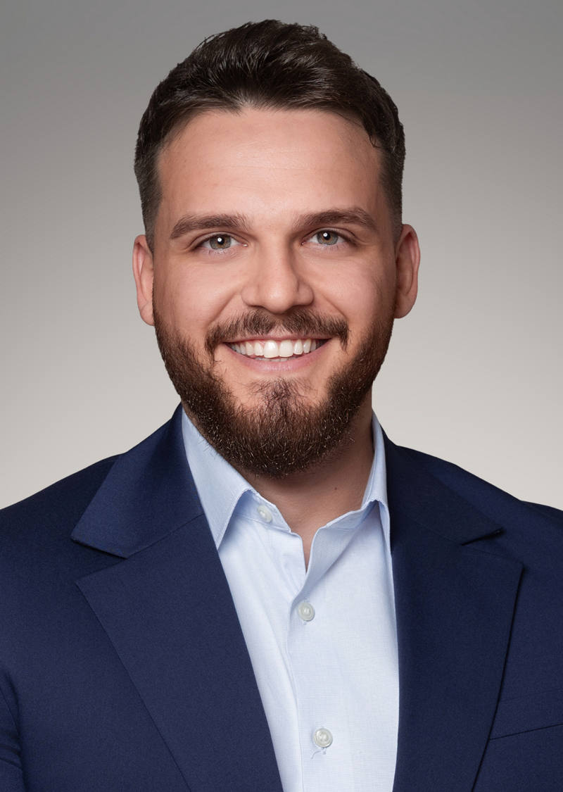 Arian Lena Client Advisor