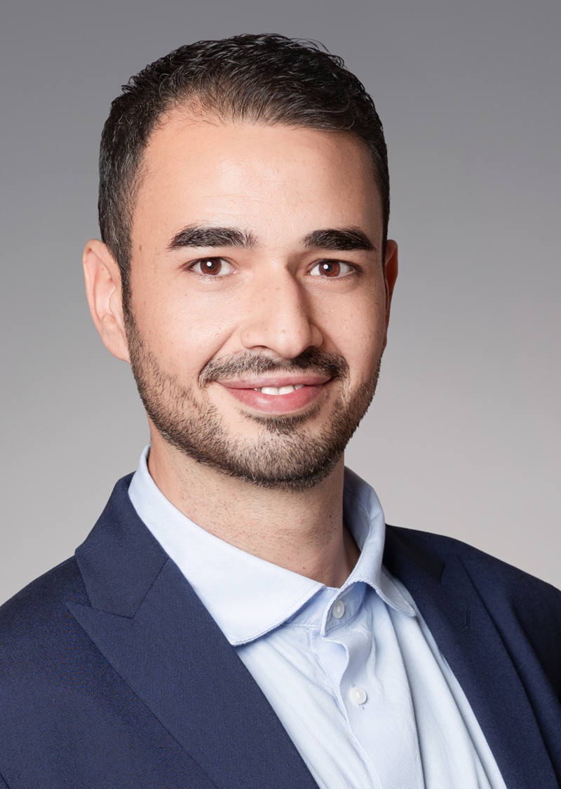 Hasan Cem Karademir Collaboratore del Servizio clienti