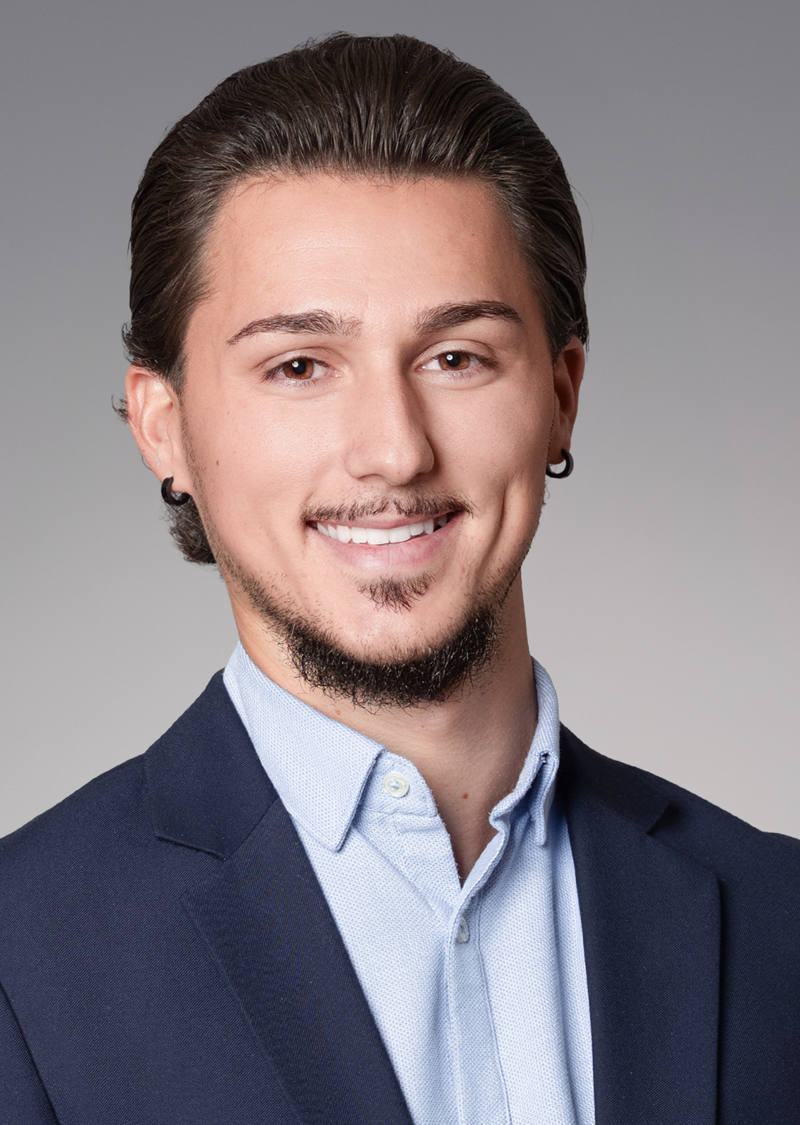 Albion Krasniqi Client Advisor