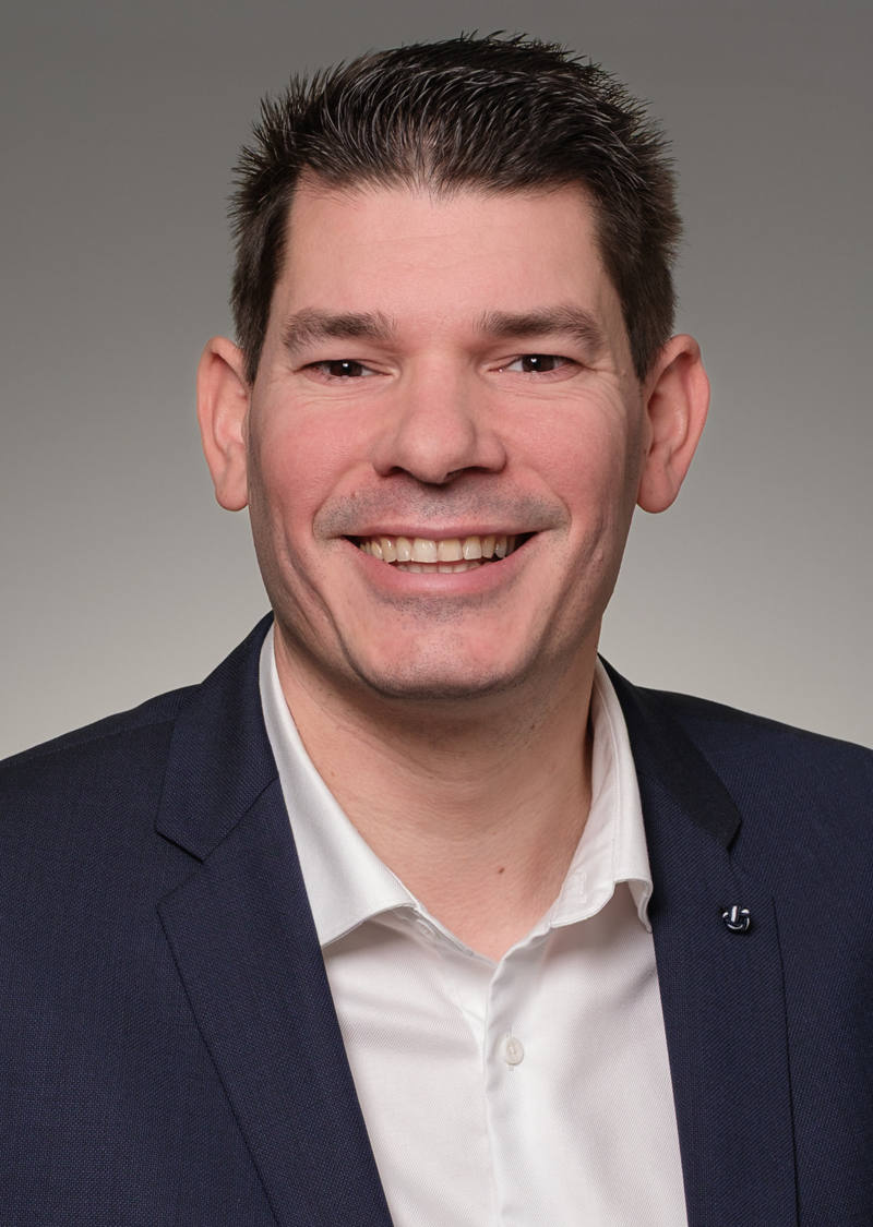 Edouard Yves Michel Le Seac'h Consulente della clientela 