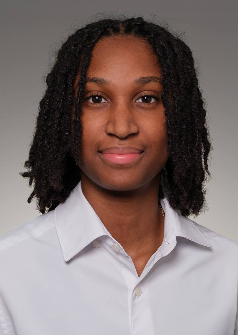 Yara Alexandra Da Silva Cabral Client Service Officer