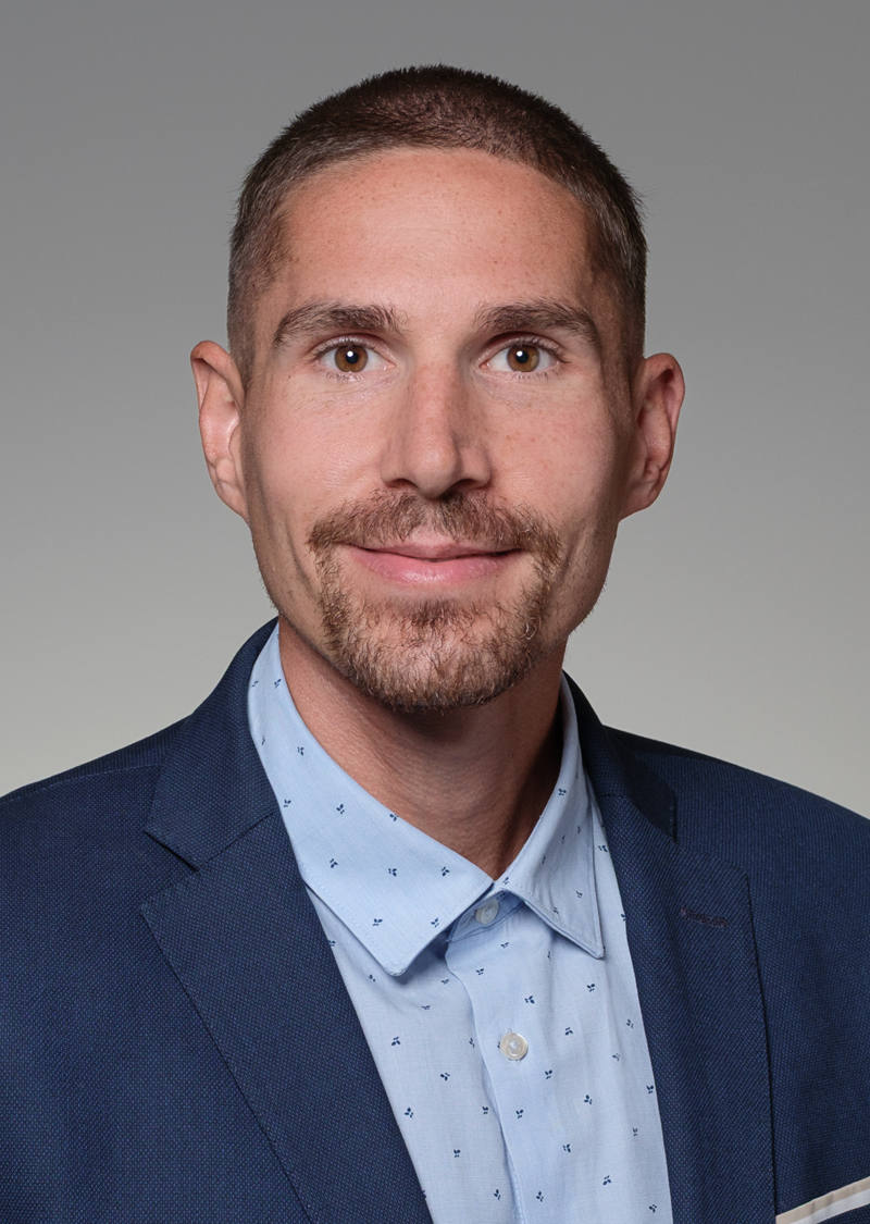 Aleksandar Knezevic Client Advisor