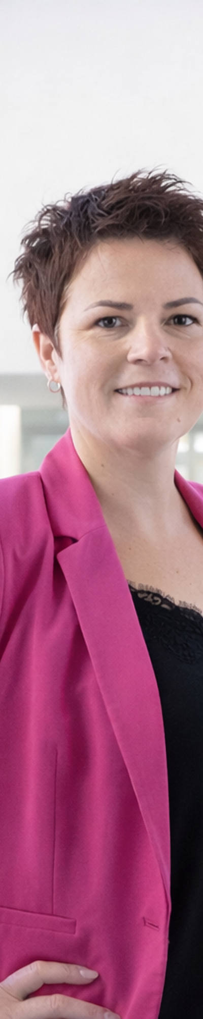 Anya Nicole - Responsable formation professionnelle Suisse Romande Facilitatrice 