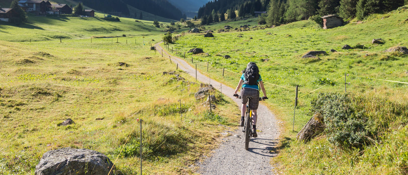 Biken auf Wanderwegen: die wichtigsten Regeln