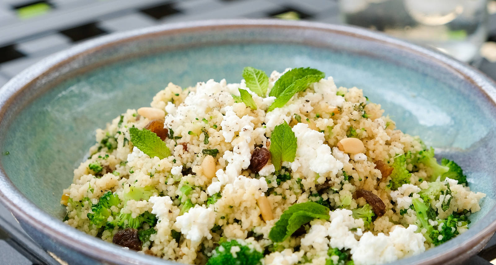 Couscous-Salat mit Antipasti