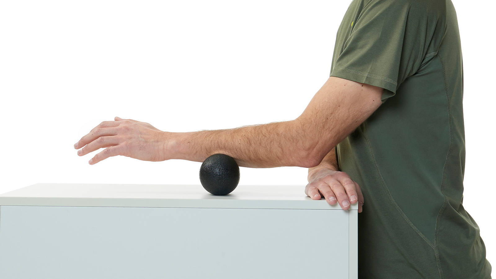 Fascia ball exercise: forearm