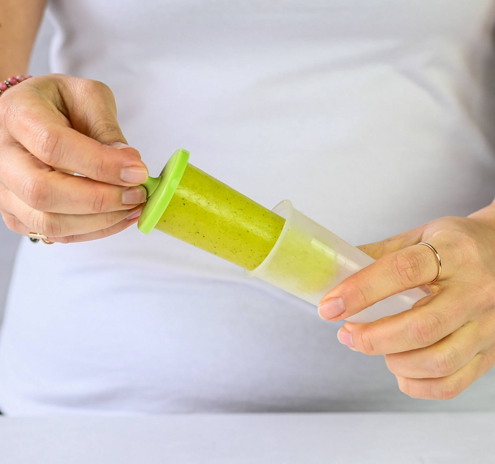 Mango-Bananen-Glace selber machen: Herauslösen