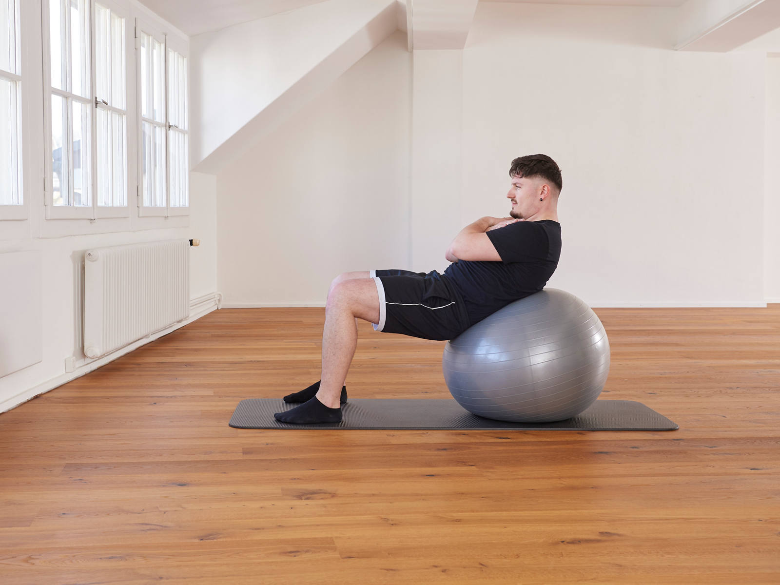 Ballon de gym – musculature abdominale: position 2
