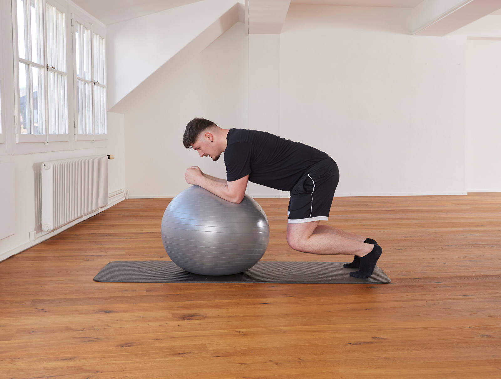 Ballon de gym – stabilité du tronc: position 1