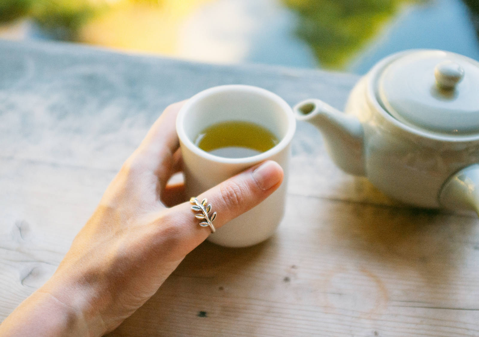 Fieber senken: Wadenwickel können unterstützend wirken