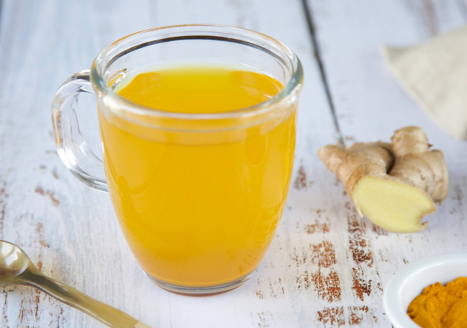Recipe: turmeric and ginger tea