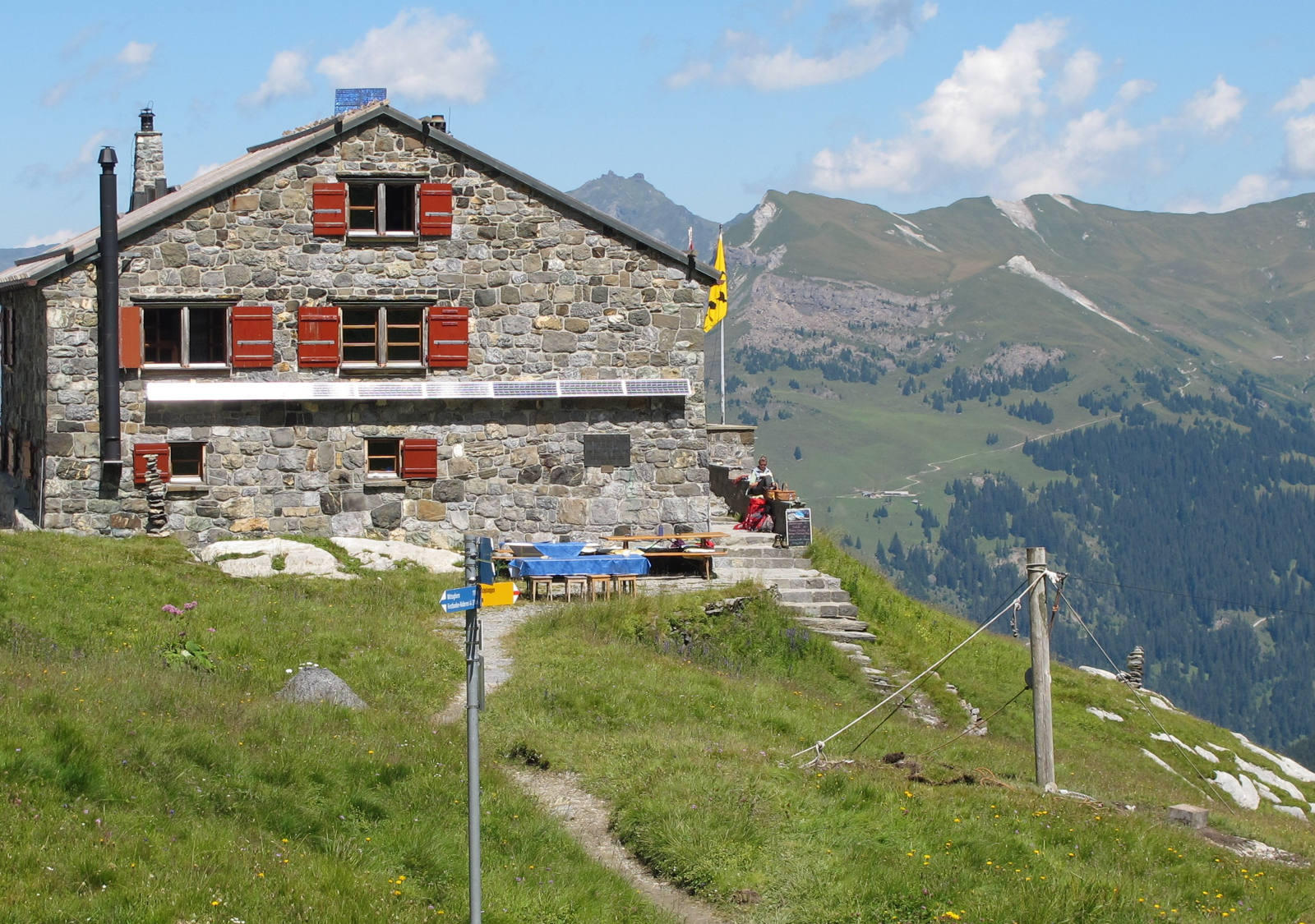 Cabane de Martinsmad au soleil
