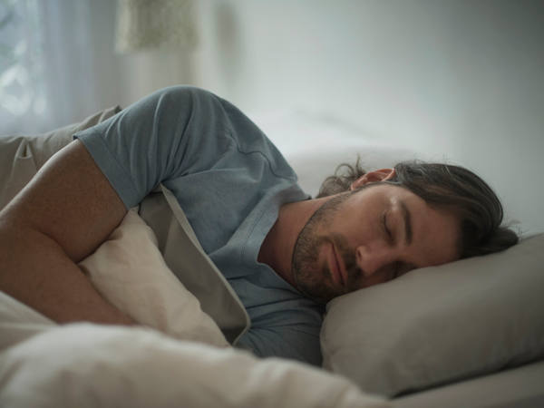 Melatonin & Co: Wie Schlafhormone auf uns wirken