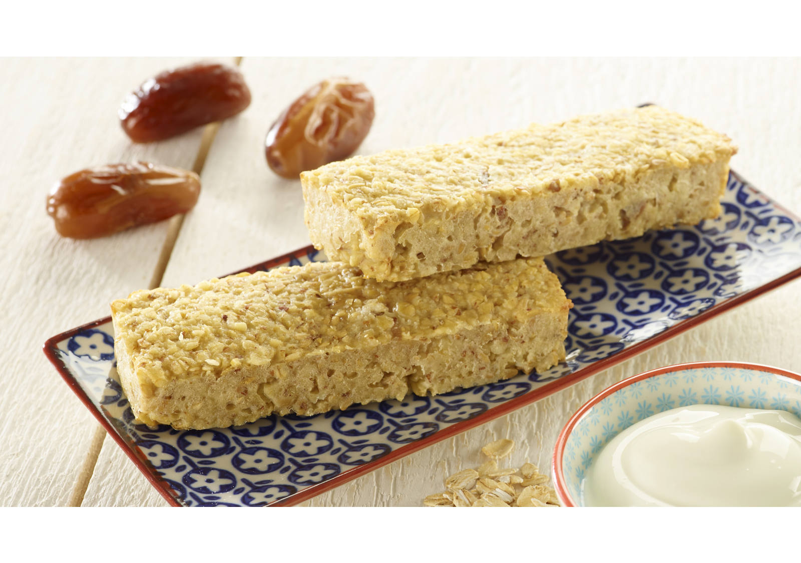 Granola bars: protein bar with quark and oats