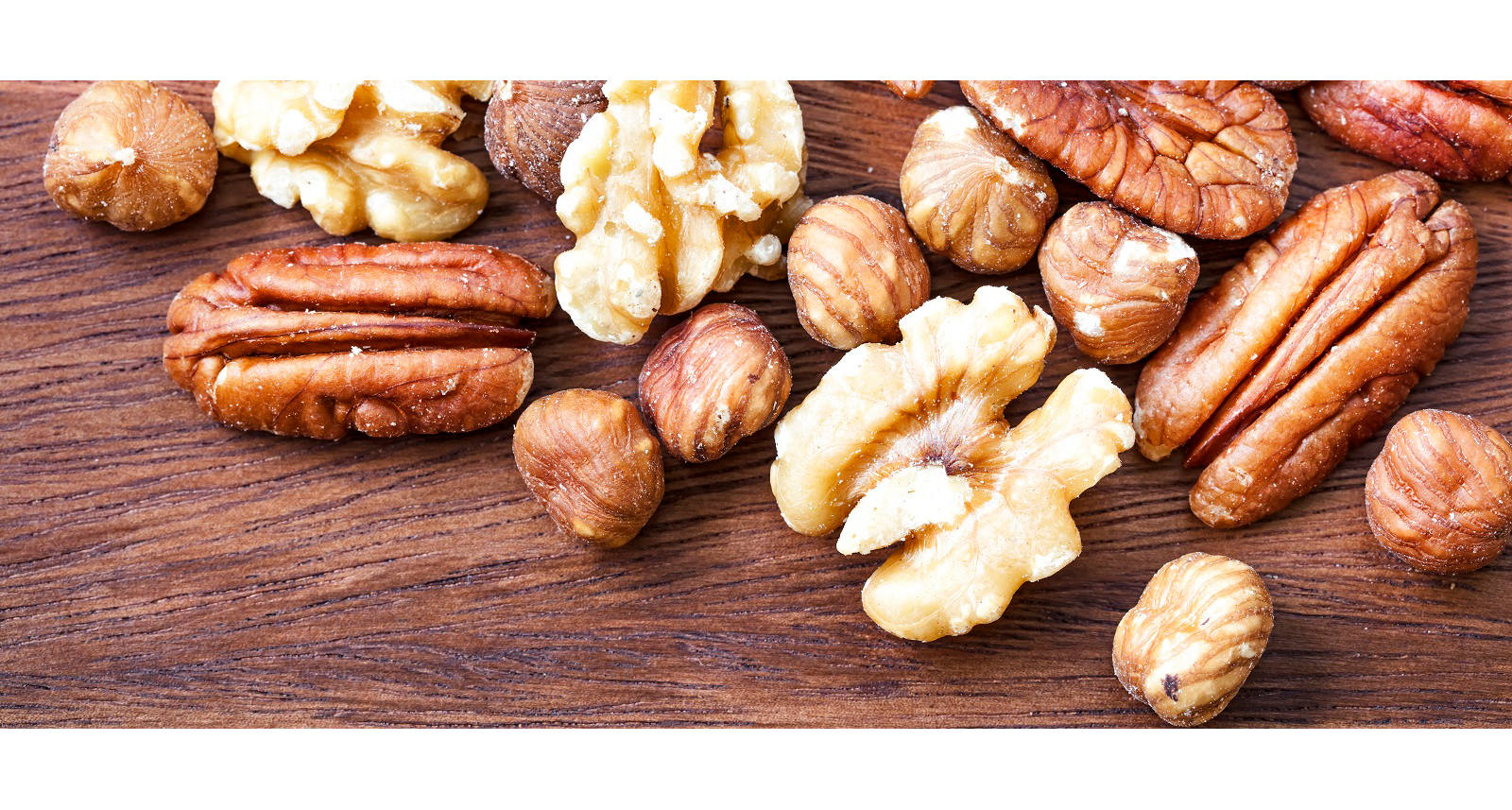 Le noci contengono acidi grassi sani e vitamine