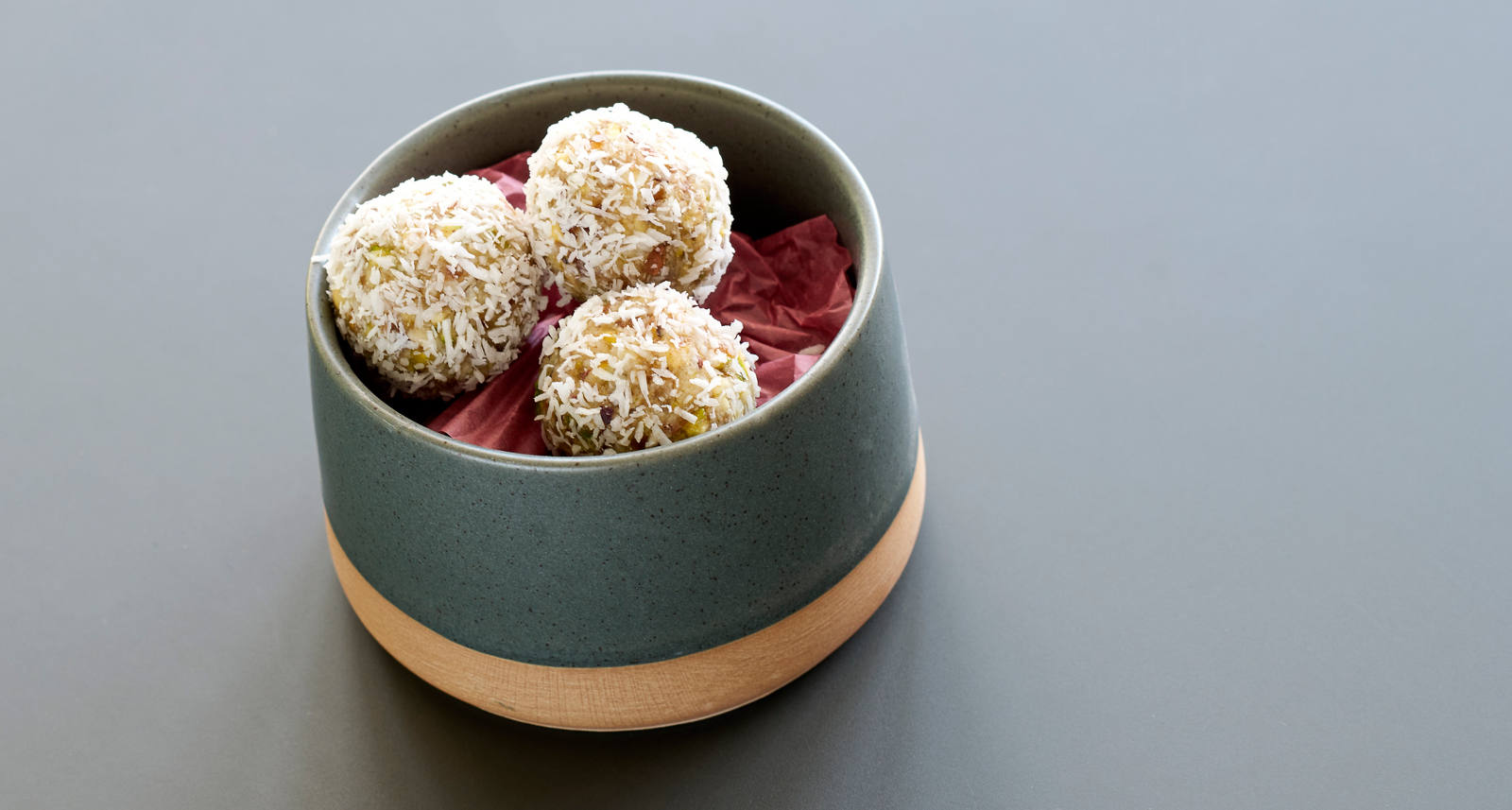 Power balls made with nuts and dried fruit