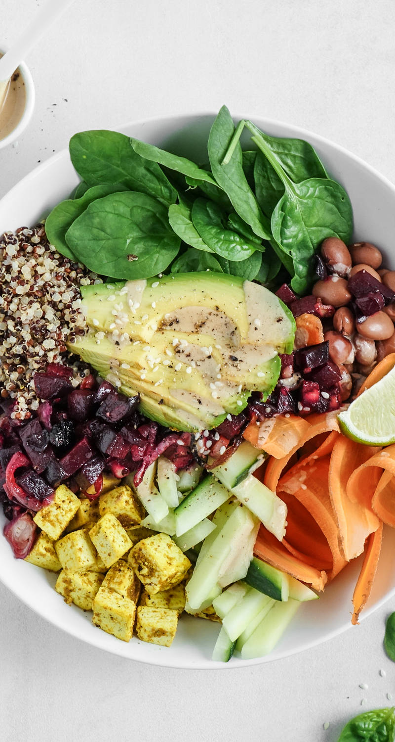 randen-gesund-bowl-salat-avocado-karotte-limette-quinoa-gurke.jpg