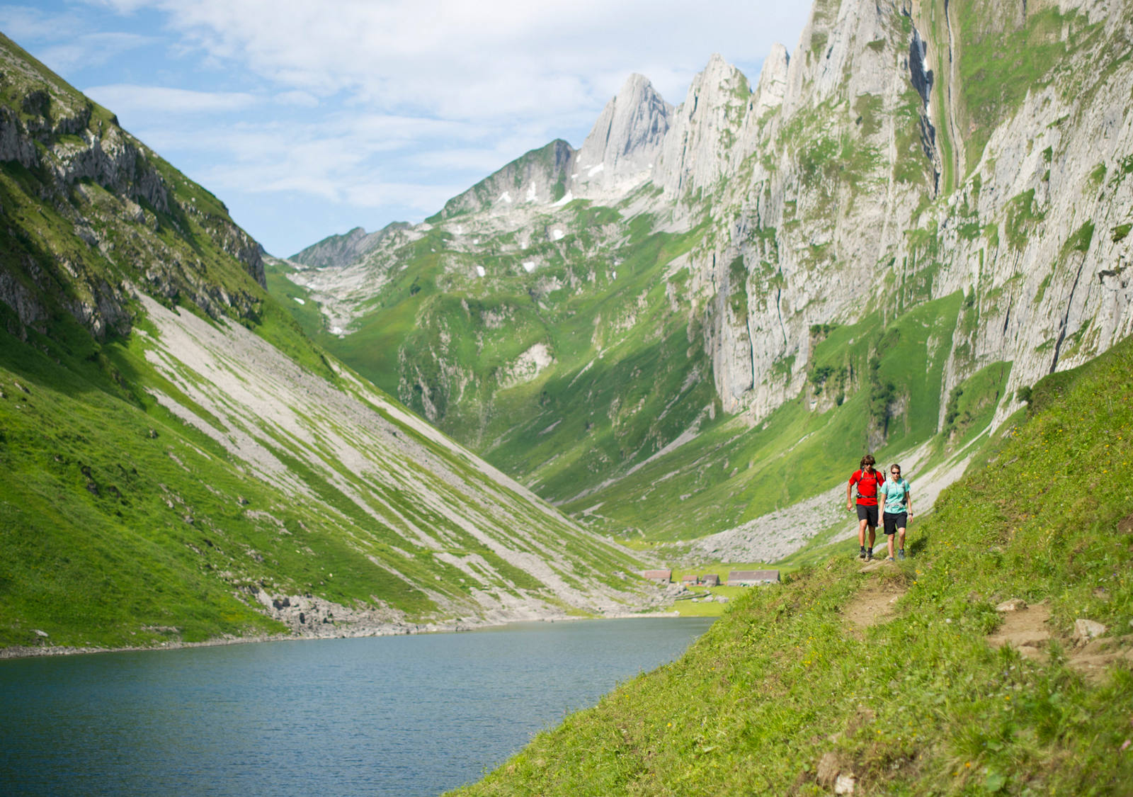 Sicher wandern in den Bergen