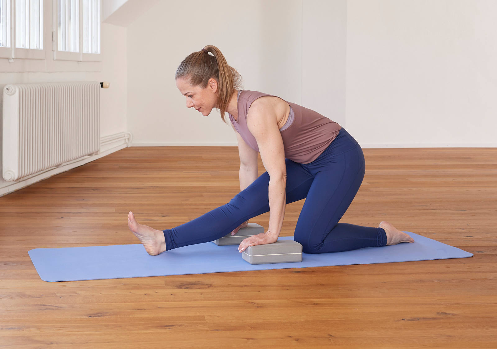Learn to do the splits: Hamstrings